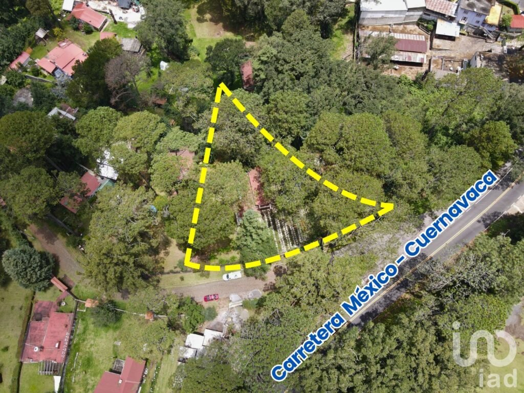 Casa en Venta, en Club Campestre , Huitzilac Morelos.
