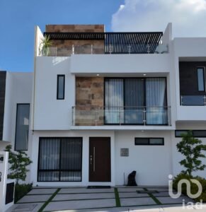 Casa en venta en Zibatá El Marqués Querétaro