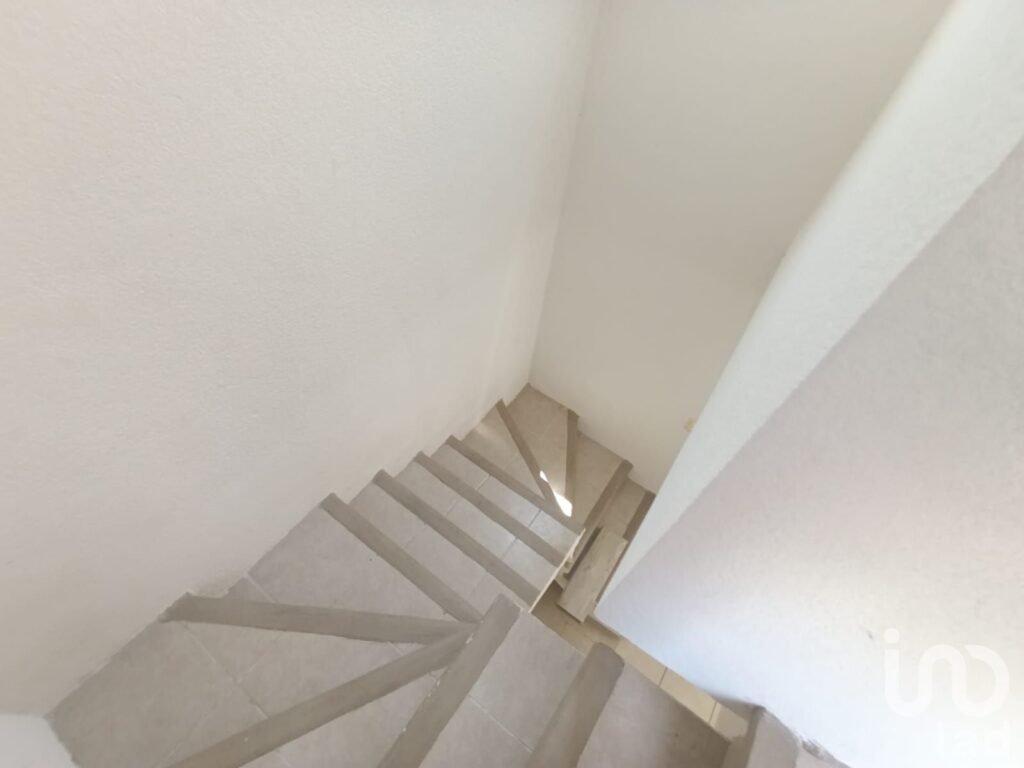 Casa en Venta con Alberca y Seguridad 24/7 en Residencial Laureles Xochitepec Morelos $880,000