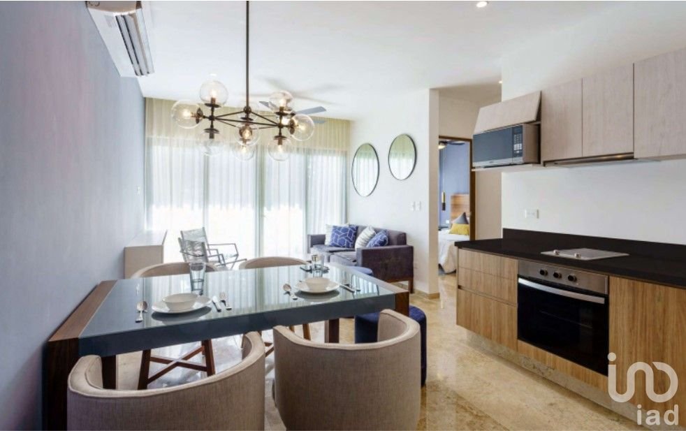 Venta de Departamento1 recámara, a pasos de la playa, calle 28,  Playa del Carmen