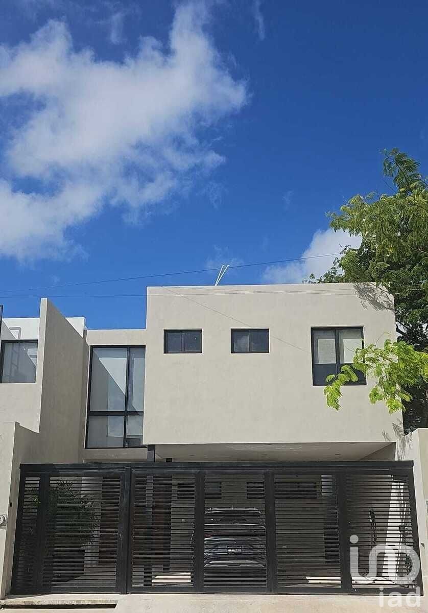 CASA EN VENTA RH EN TEMOZON NORTE
