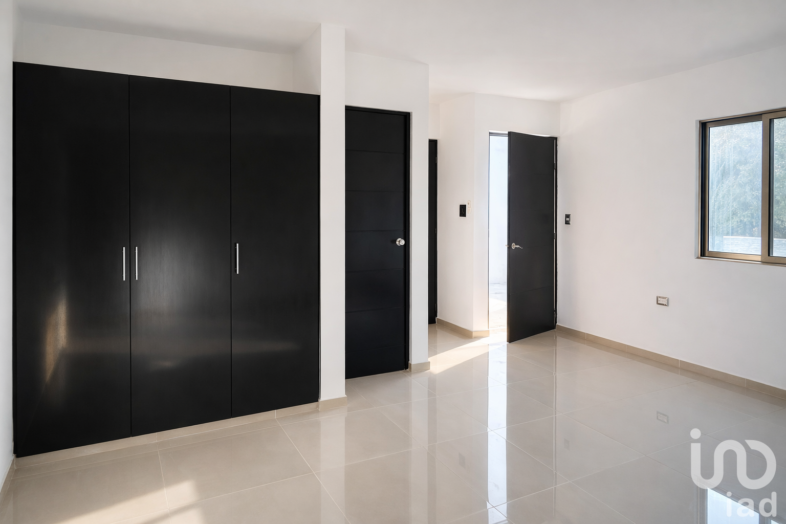CASA MODERNA EN CONKAL 3 REC, 4 BAÑOS, ALBERCA, ALTA PLUSVALÍA