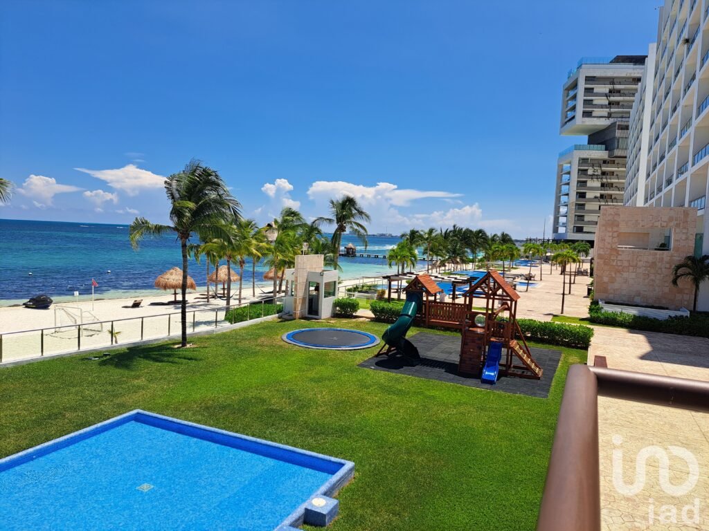 DEPARTAMENTO EN VENTA EN CONDOMINIO LA PLAYA  CANCÚN