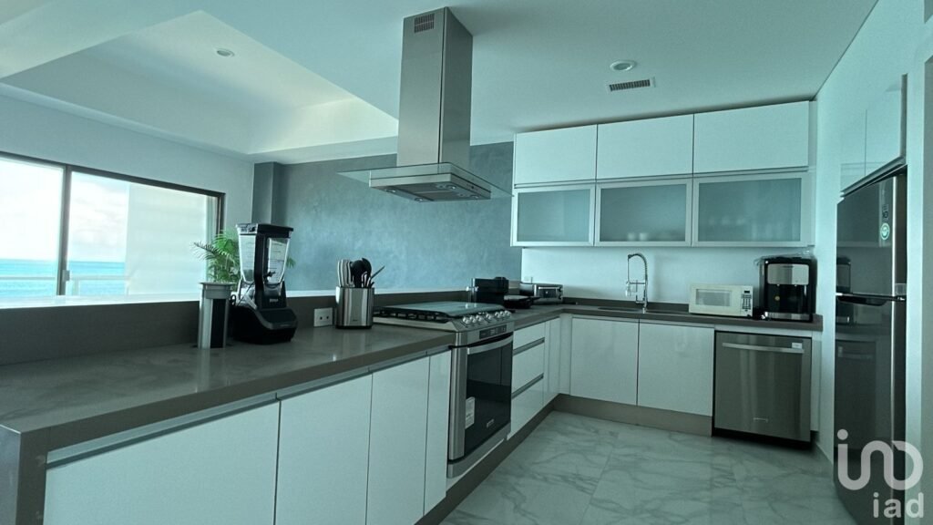 DEPARTAMENTO EN VENTA EN CONDOMINIO LA PLAYA  CANCÚN