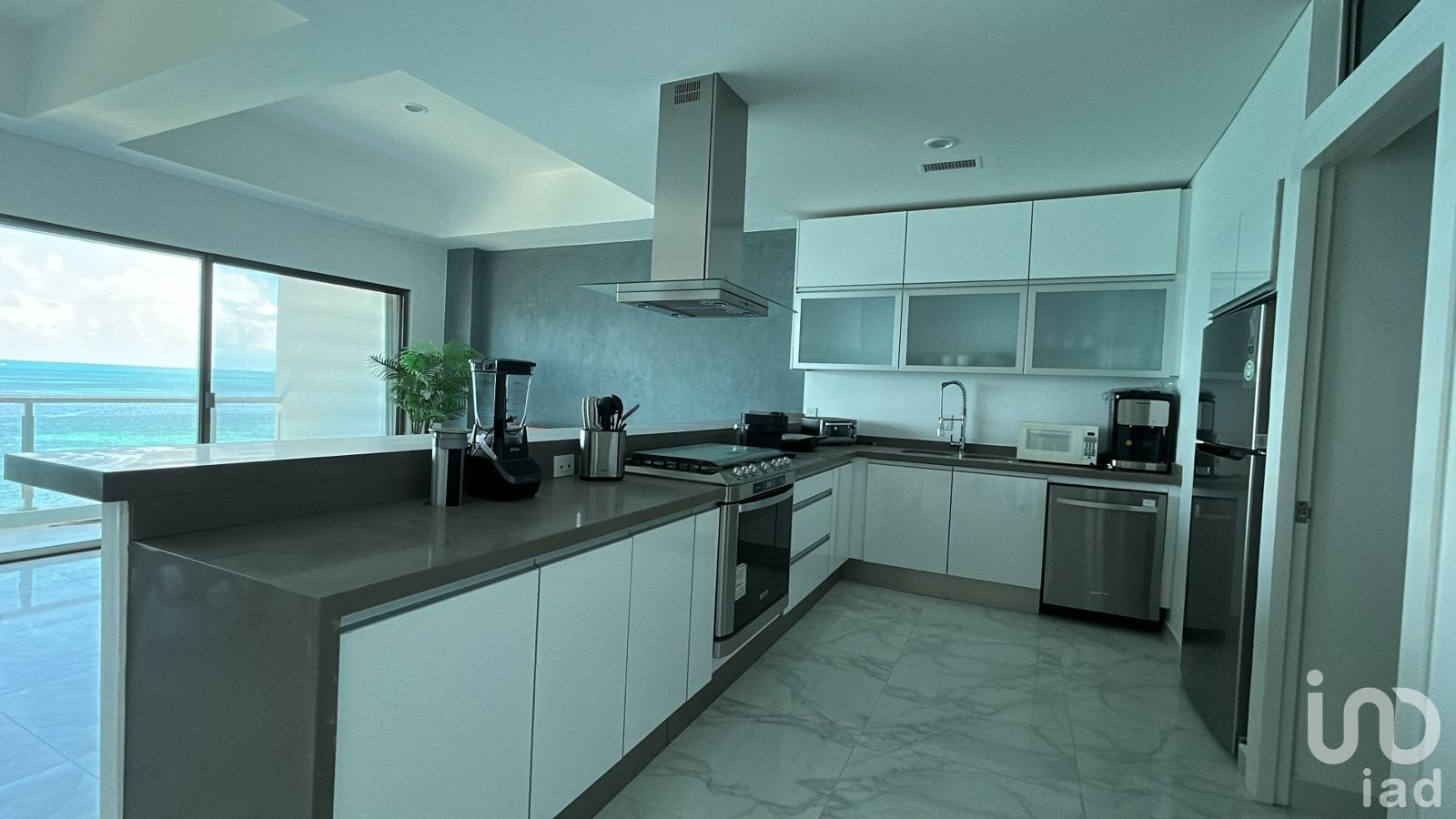 DEPARTAMENTO EN VENTA EN CONDOMINIO LA PLAYA  CANCÚN