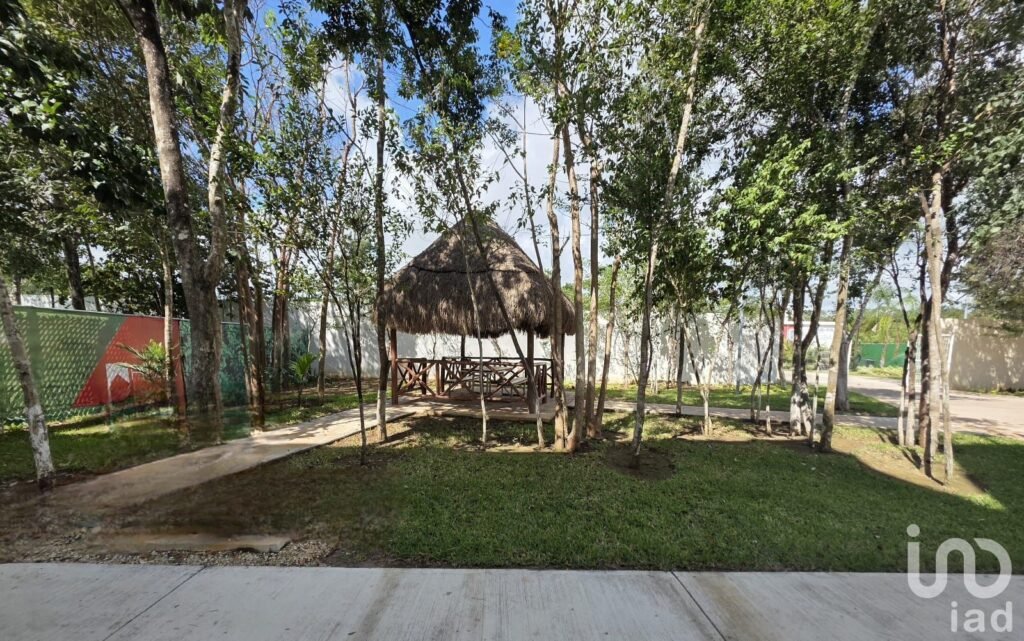 VENTA DE DEPARTAMENTO DE 2 HABITACIONES EN PLAYA DEL CARMEN