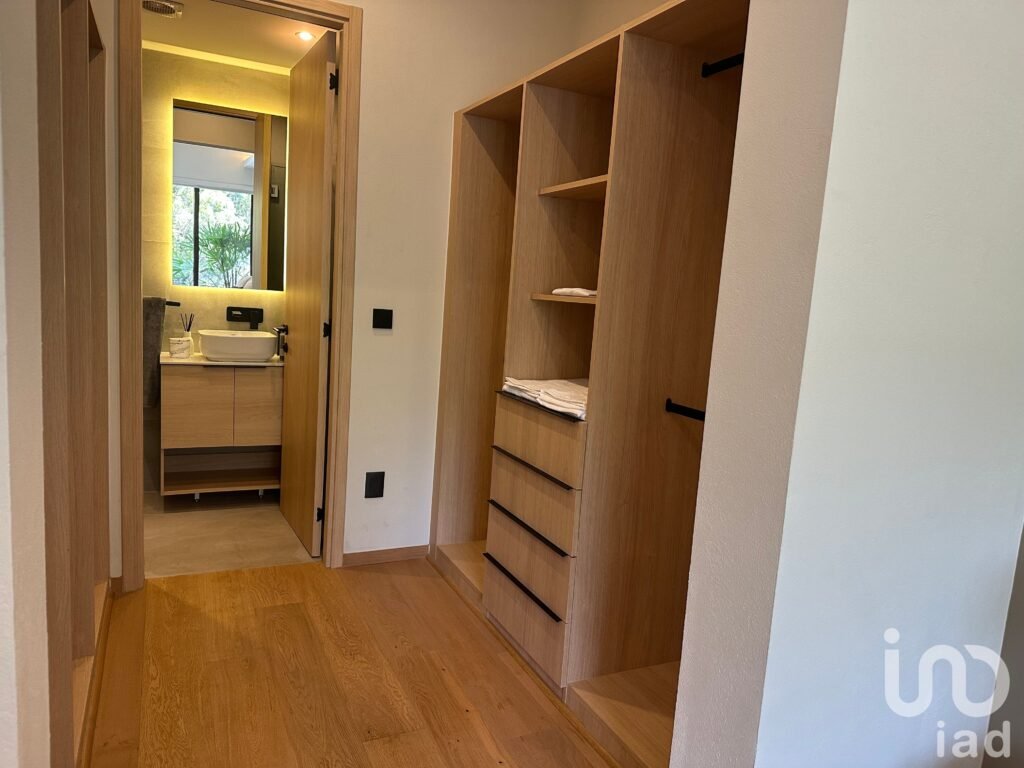 Venta departamentos interior nuevos en Roma Sur