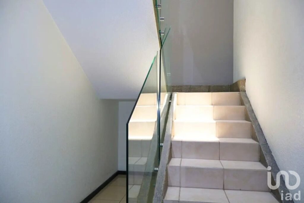 Casa en RENTA en Fracc. Arboledas de San Ignacio, Puebla con 376m2 de construcción.
