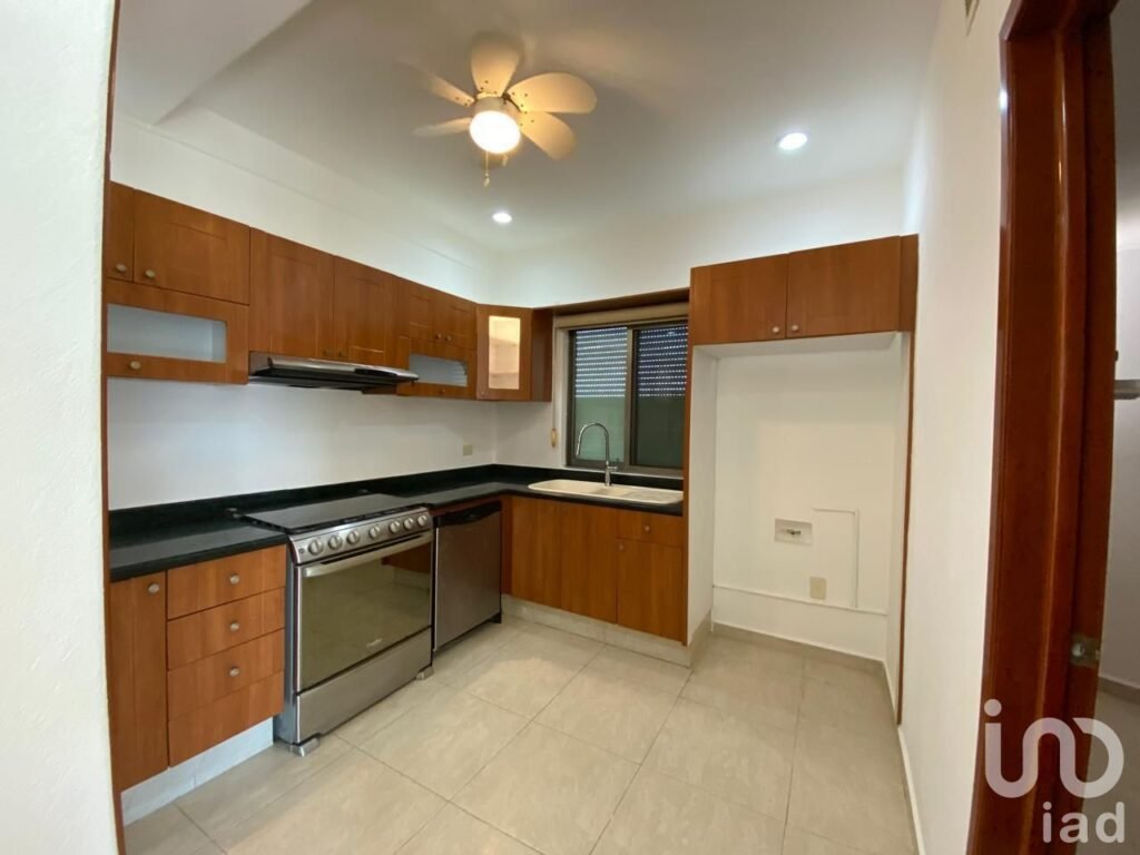 DEPARTAMENTO EN VENTA SM 17 CANCÚN