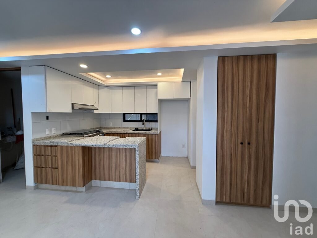 DEPARTAMENTO EN VENTA EN ANAHUAC I SECC, A UNOS PASOS DE CIRCUITO INTERIOR