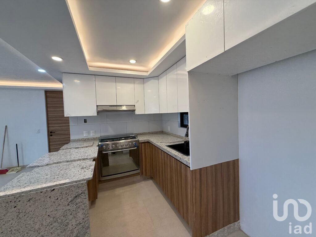 DEPARTAMENTO EN VENTA EN ANAHUAC I SECC, A UNOS PASOS DE CIRCUITO INTERIOR