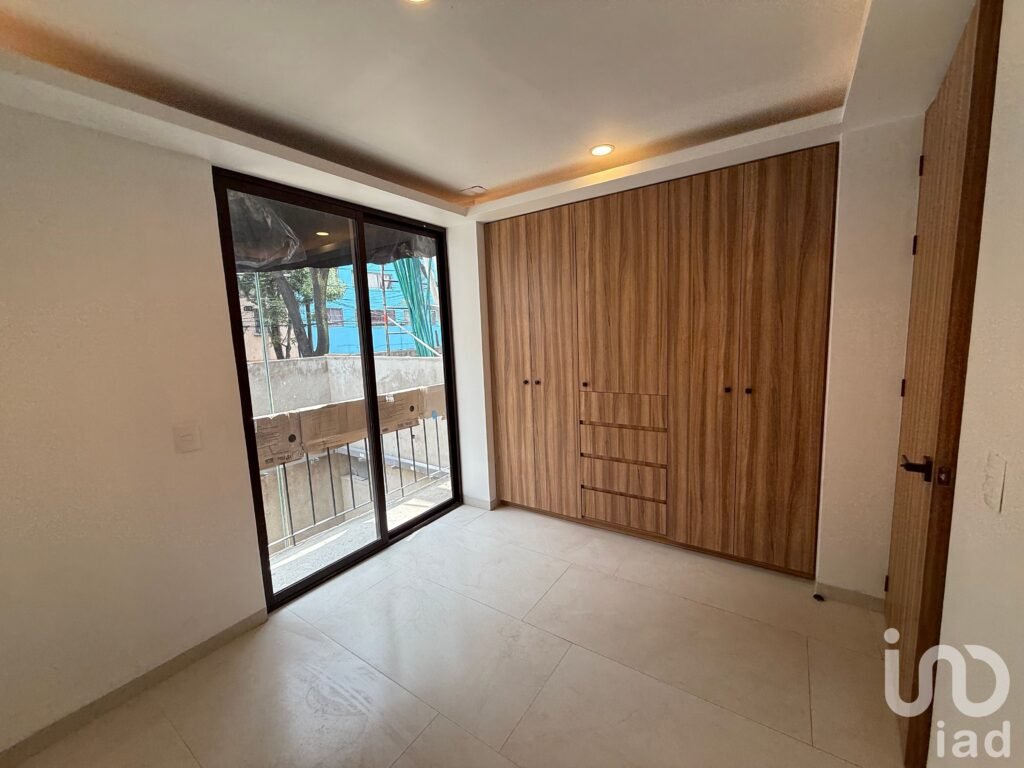 DEPARTAMENTO EN VENTA EN ANAHUAC I SECC, A UNOS PASOS DE CIRCUITO INTERIOR