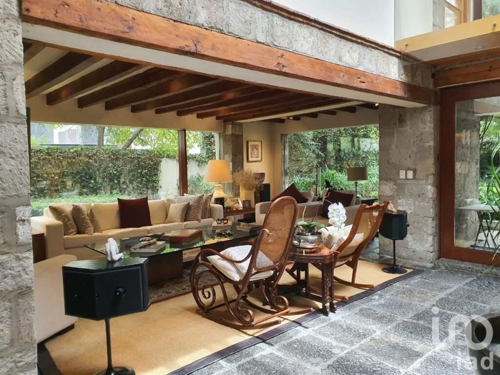 VENTA DE CASA EN PASEO DE LAS LOMAS