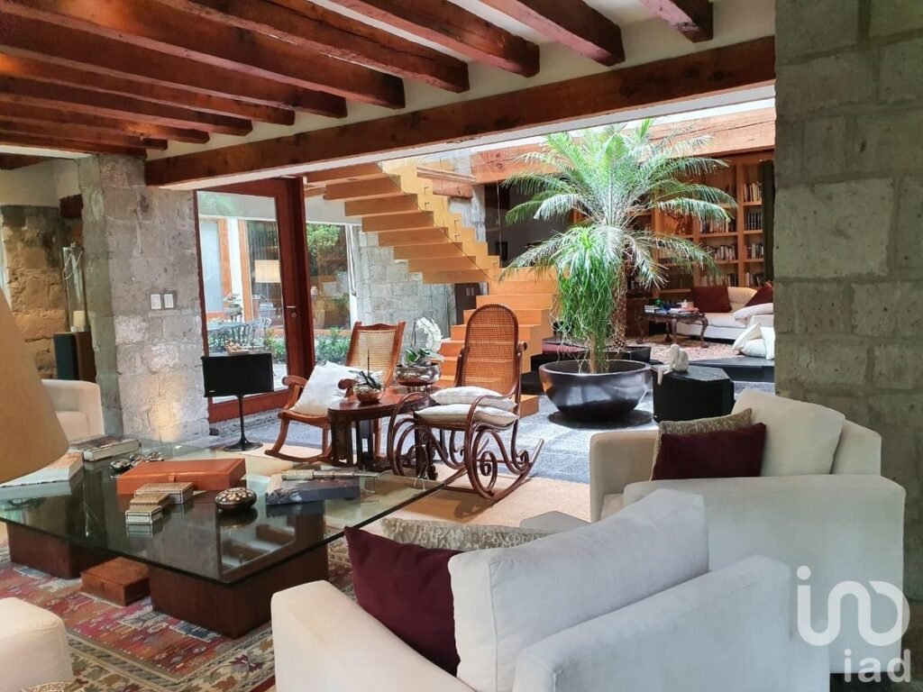 VENTA DE CASA EN PASEO DE LAS LOMAS
