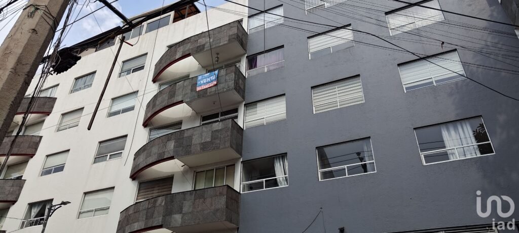 DEPARTAMENTO EN VENTA EN SANTA LUCIA 94