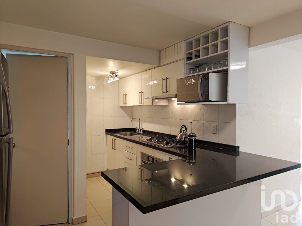 DEPARTAMENTO EN VENTA EN SANTA LUCIA 94