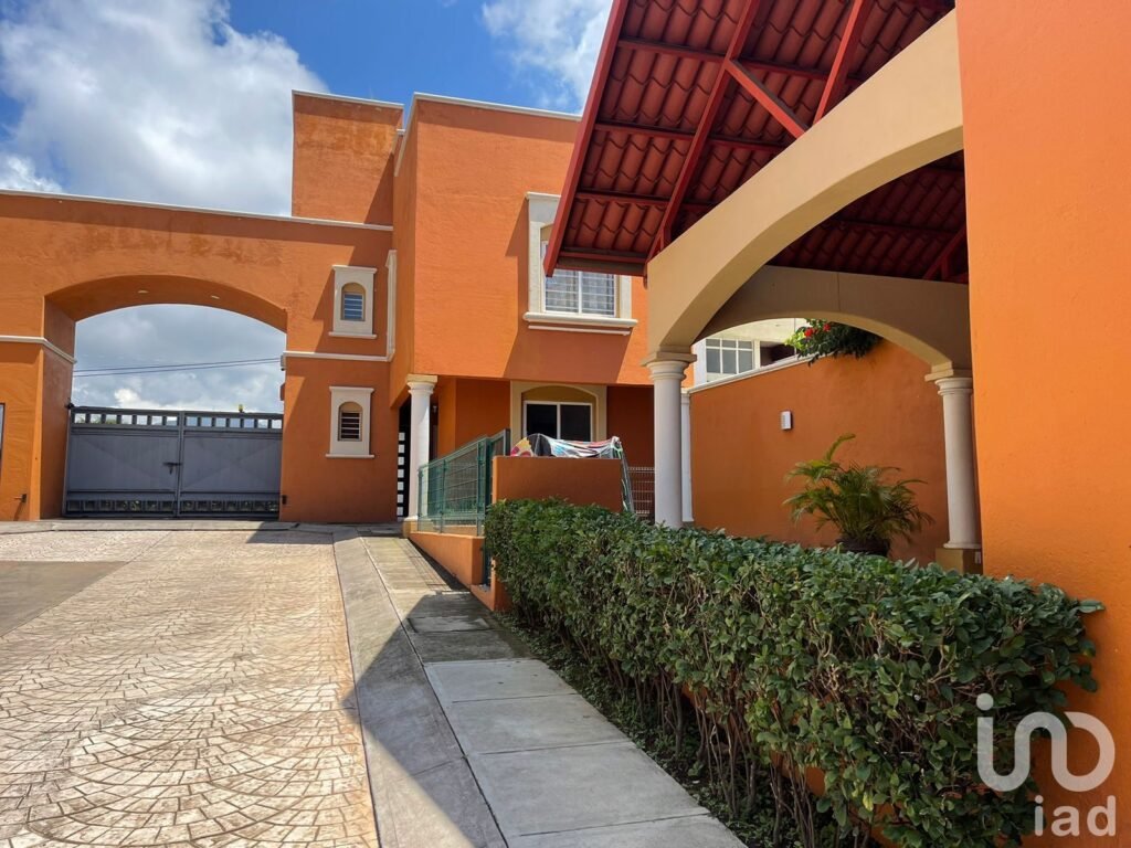 Casa Residencial en venta/ coto exclusivo y privado/ Excelente ubicación y seguridad