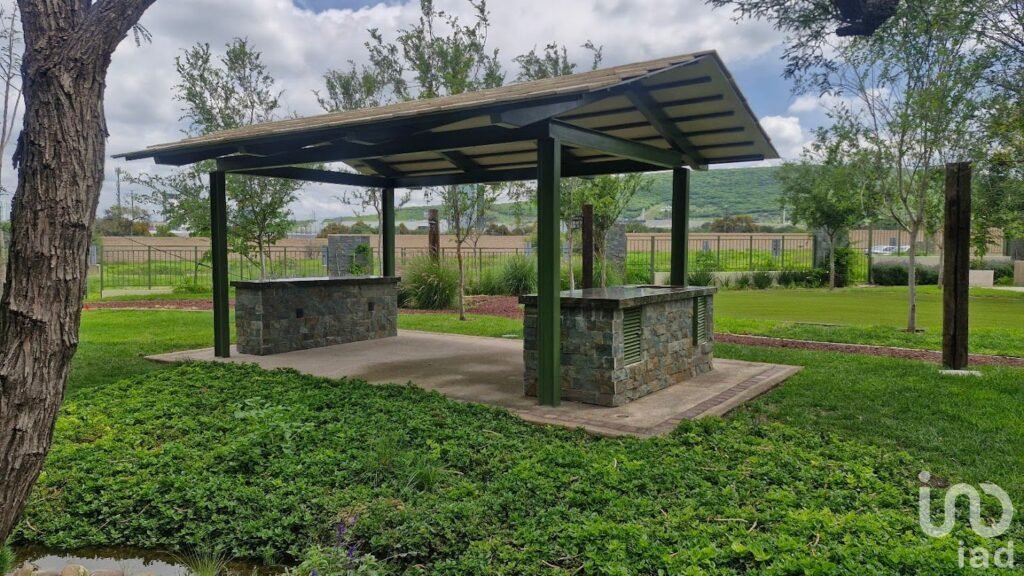 Venta de Lotes Residenciales  Premium ubicados enfrente de Jurica Querétaro Querétaro.