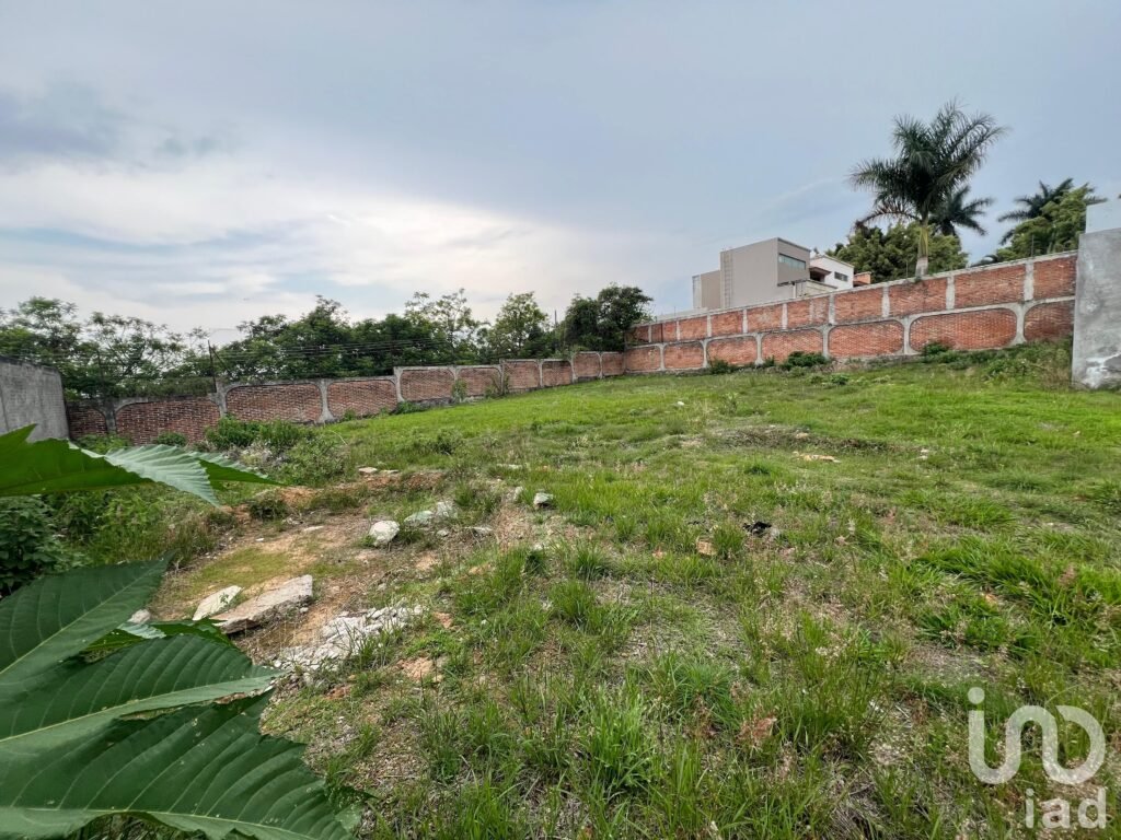 Hermoso terreno plano 750 m2 en fraccionamiento con vigilancia