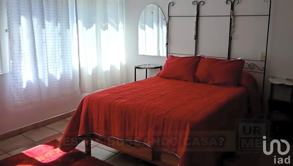 Casa en Venta Cerca de Avenida Periodismo con Recámara en Planta Baja