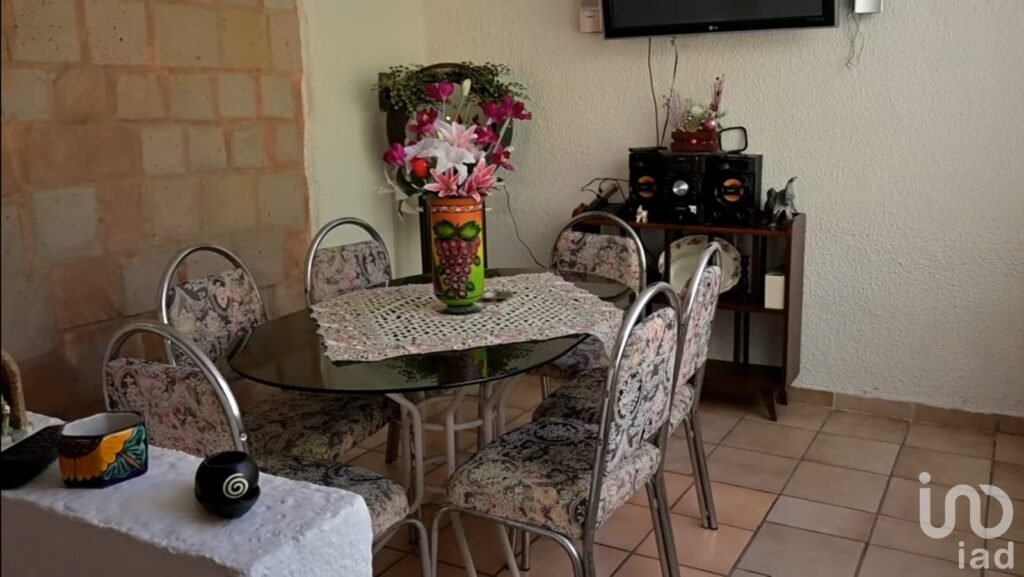 Casa en Venta Cerca de Avenida Periodismo con Recámara en Planta Baja