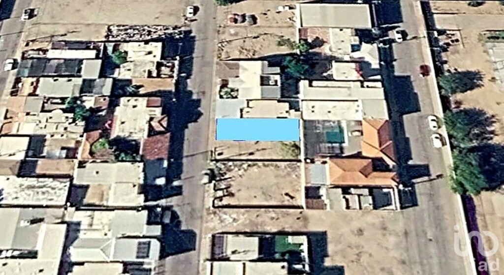 Terreno en Venta en Villanova, a unas cuadras de H Terán y un minuto de Lázaro Cárdenas
