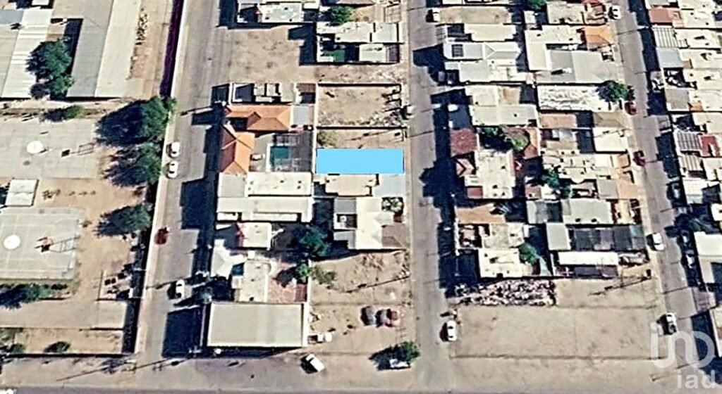 Terreno en Venta en Villanova, a unas cuadras de H Terán y un minuto de Lázaro Cárdenas