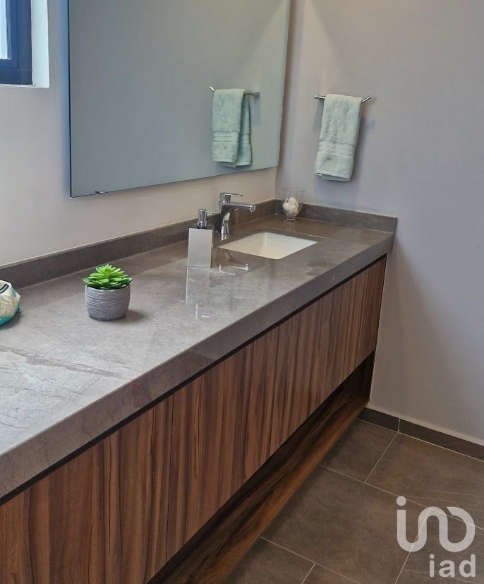 Casa en venta Modelo C Jurica atrás de Antea