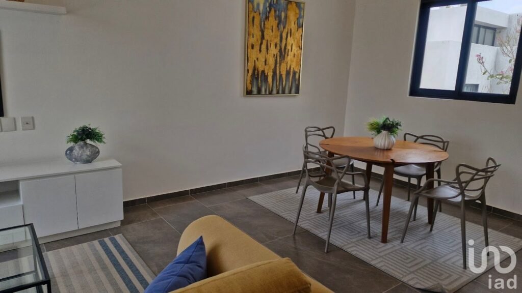 Casa en venta Modelo C Jurica atrás de Antea
