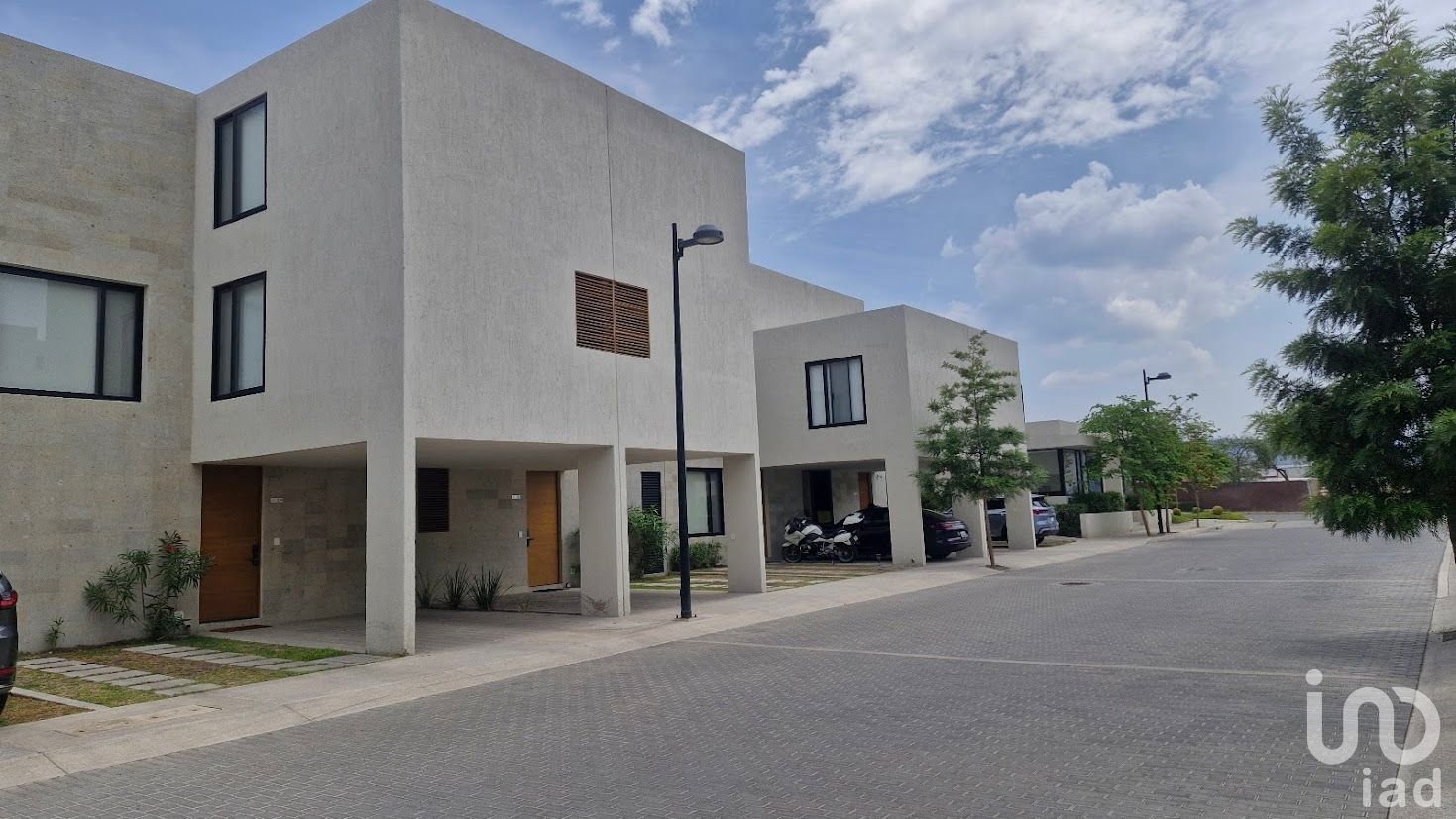 Casa en venta Modelo C Jurica atrás de Antea