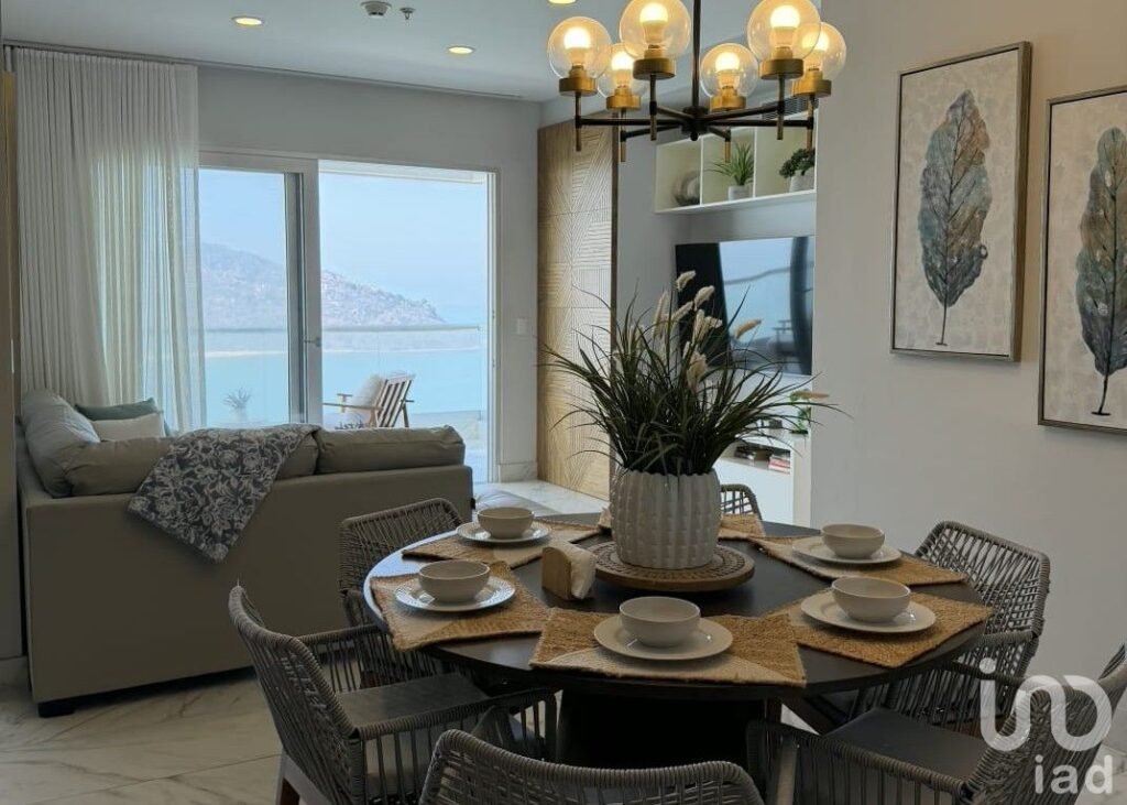 Departamento en venta en Torre en Zona Dorada, Mazatlán, Sinaloa.
