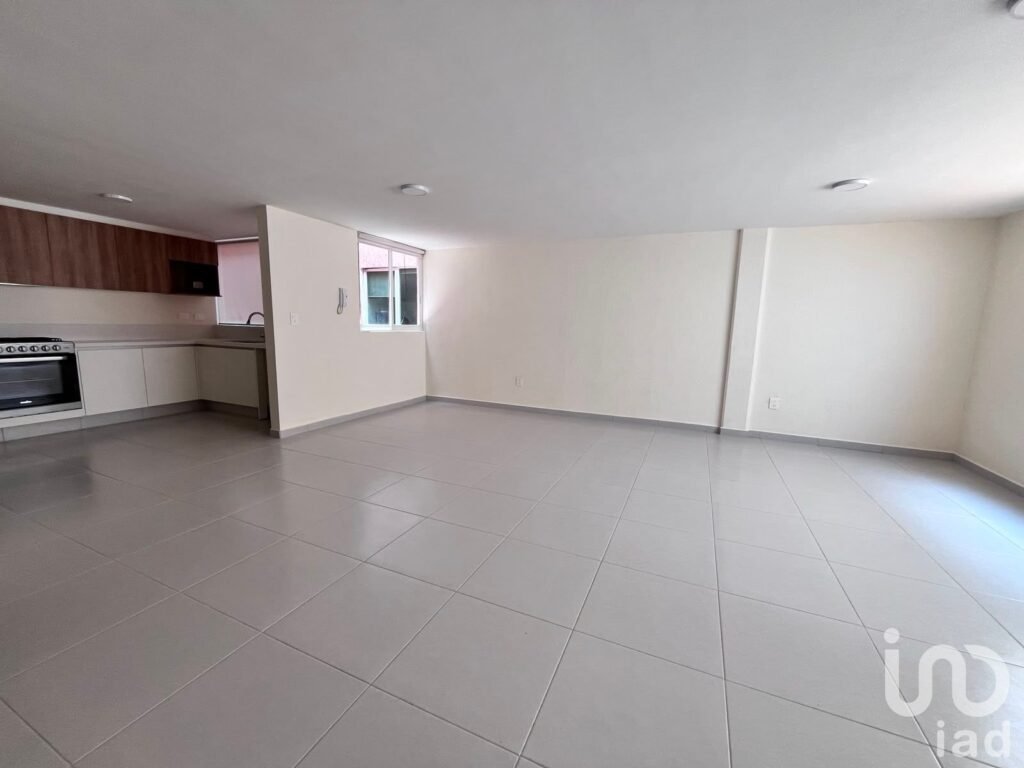 Exclusiva Casa en Condominio en la Colonia Del Valle: Privacidad, Seguridad y Ubicación Inmejorable