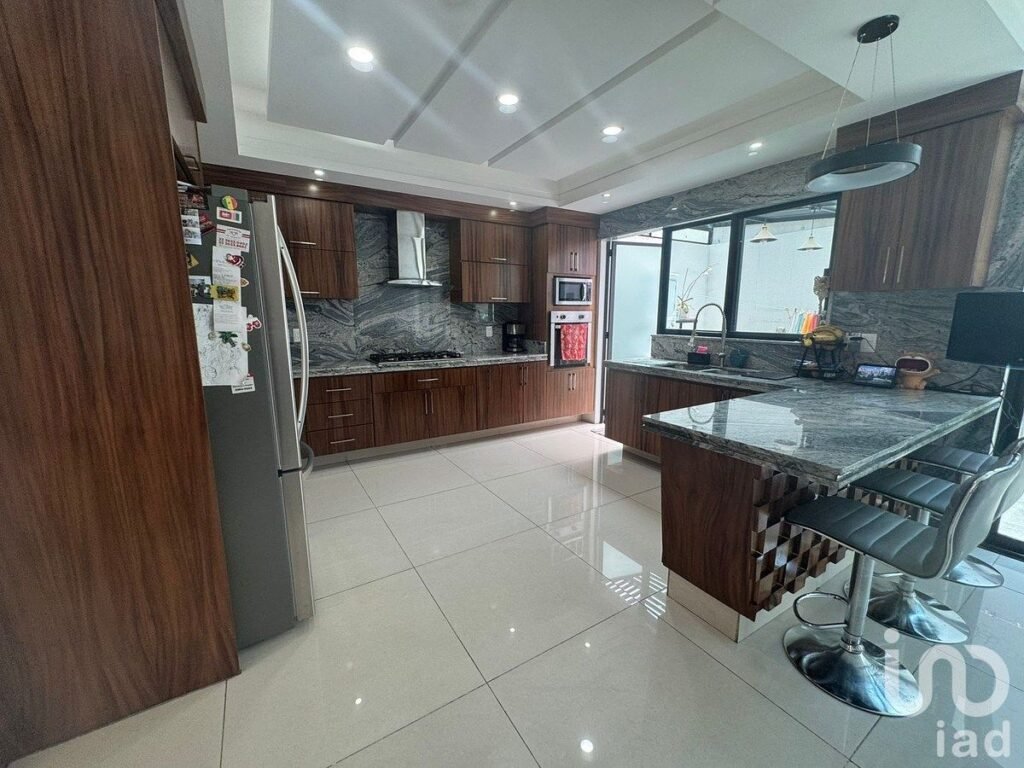 Residencia en Venta en La Cima