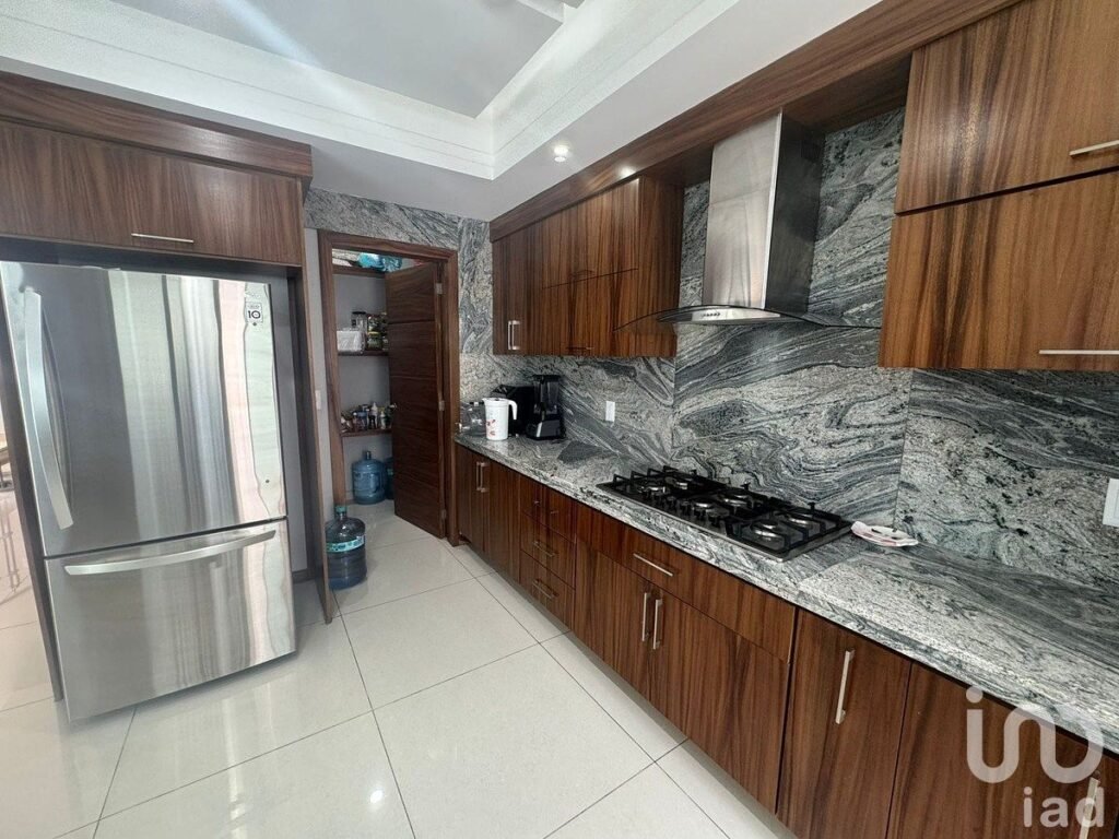 Residencia en Venta en La Cima
