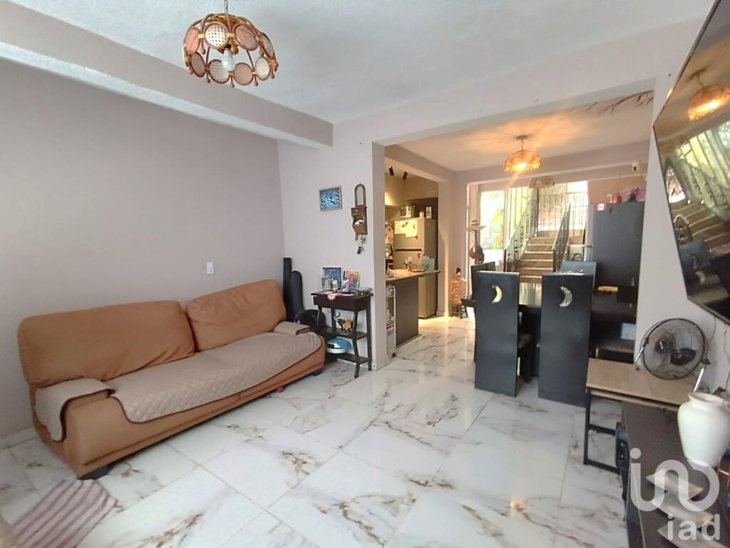 Casa en Venta en Gustavo A Madero en 2 niveles