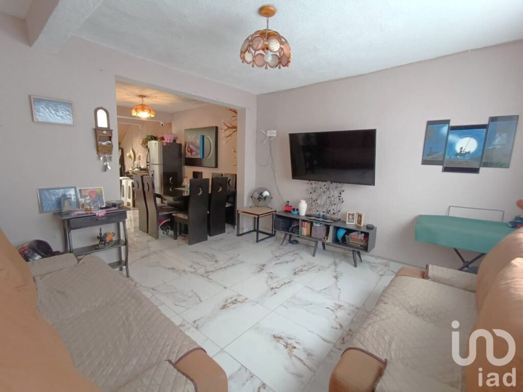 Casa en Venta en Gustavo A Madero en 2 niveles
