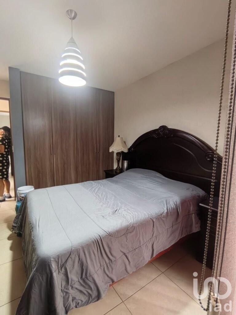 Casa en Venta en Puerta Nogal | 3 Recámaras | 3 Baños | Seguridad 24/7 | $2.6 MDP