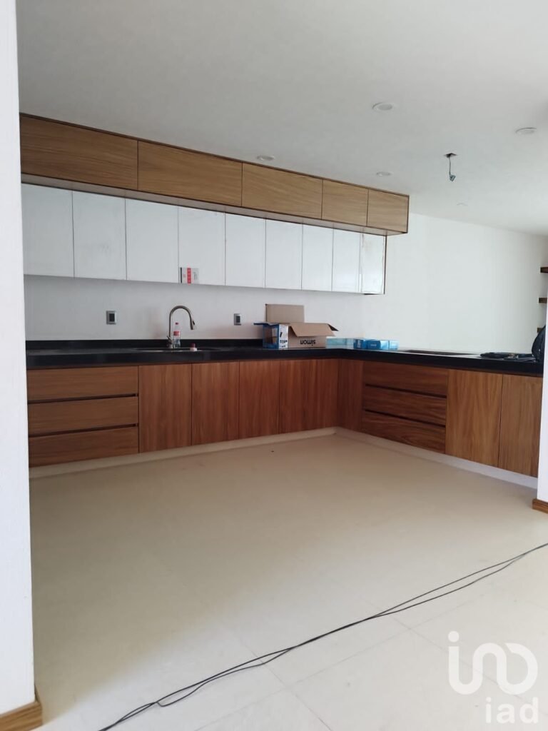 Casa en Venta en Praderas Altozano II | 4 Recámaras | Jardín | Acabados Premium | $5.3 MDP