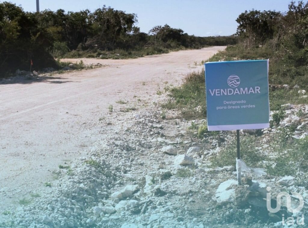 Terreno en Venta Semi Urbanizado en Progreso Yucatán