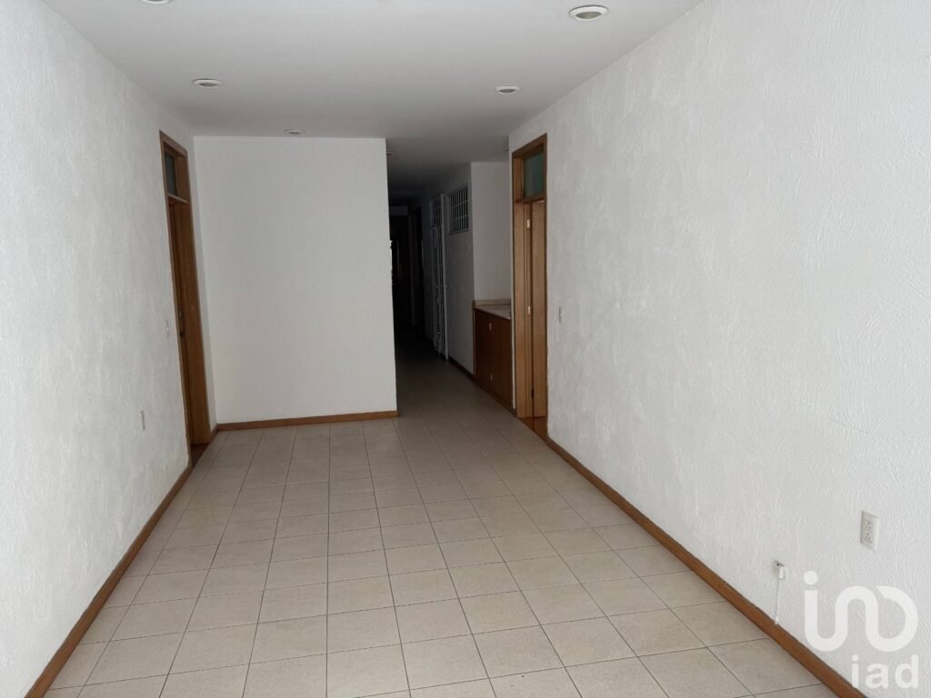 Venta departamento de lujo en la del Valle