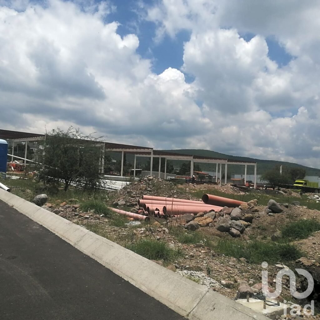 Venta Naves industriales en Querétaro Frente al PIQ (Parque Industrial Querétaro
