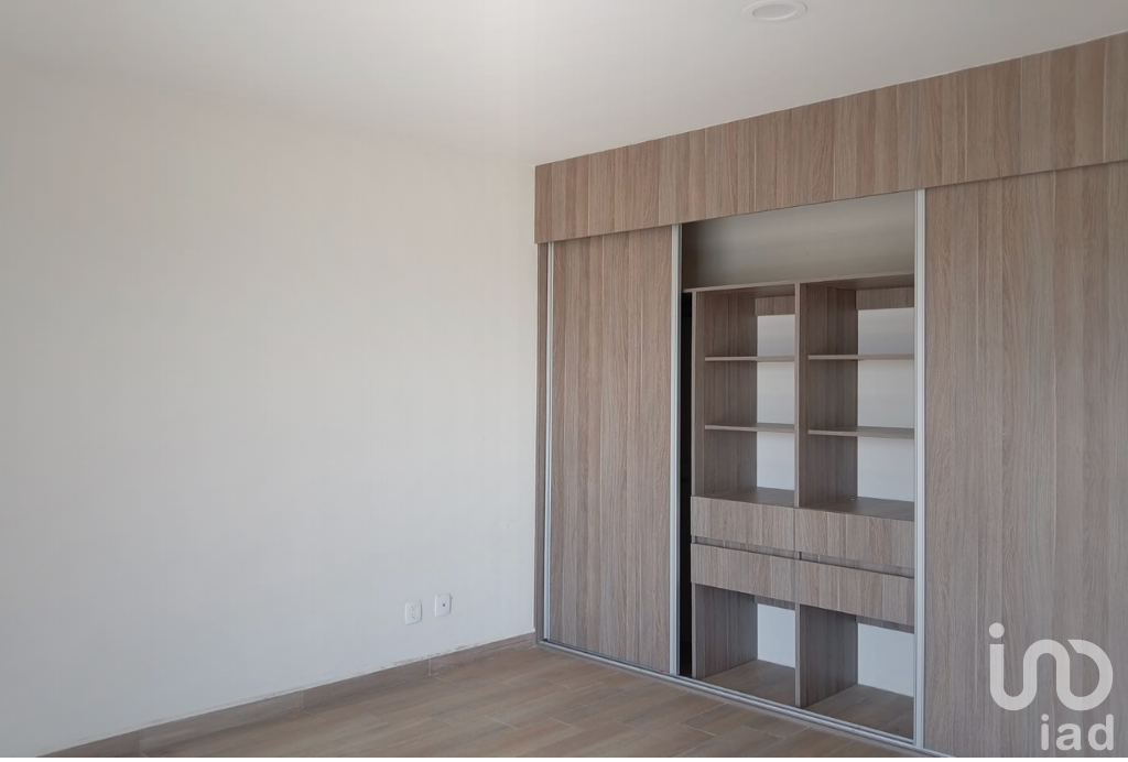 Precio de oportunidad casa en venta Villas del Campo, Calimaya con Jardin