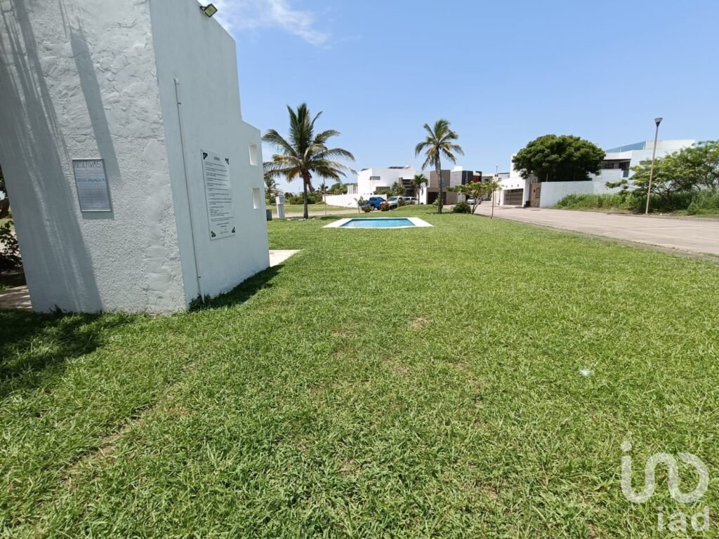 TERRENO EN VENTA EN EL FRECCIONAMIENTO REAL MANDINGA, ALVARADO VERACRUZ.