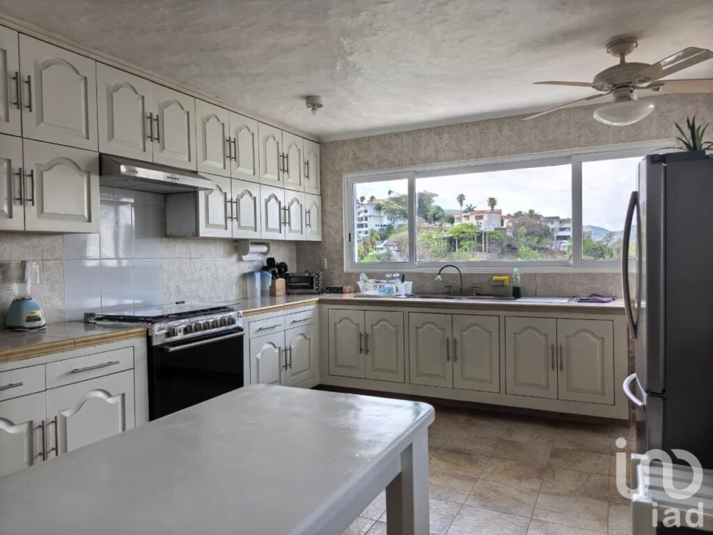 Espectacular Propiedad en Venta, Marina Las Brisas, Acapulco, Guerrero