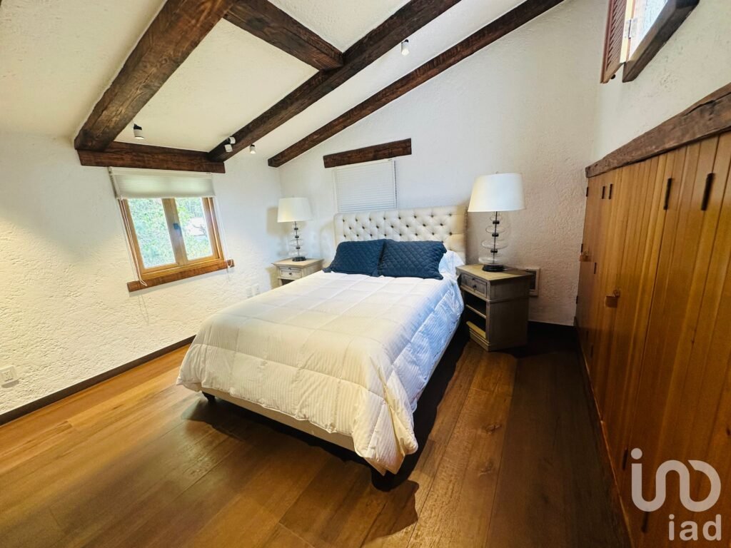 Casa en Venta en Rancho San Francisco | Elegancia, Exclusividad y Naturaleza