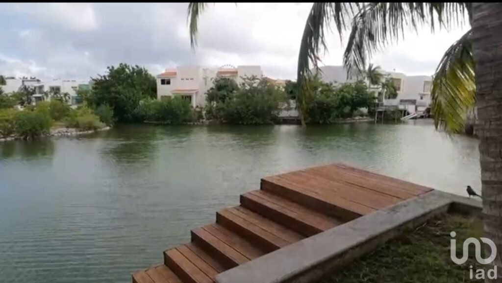 CASA EN RENTA ZONA HOTELERA CANCÚN