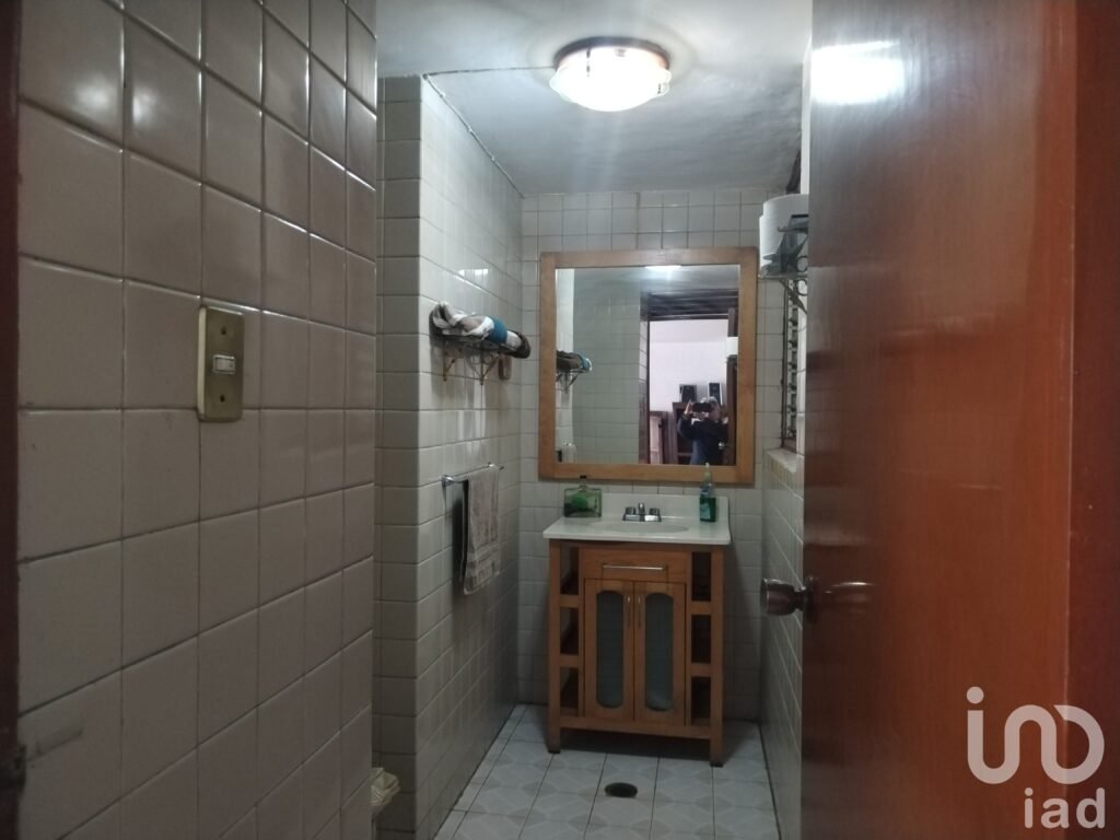 Amplia Casa en Narvarte Oriente, con Balcón y Electrificación de Seguridad