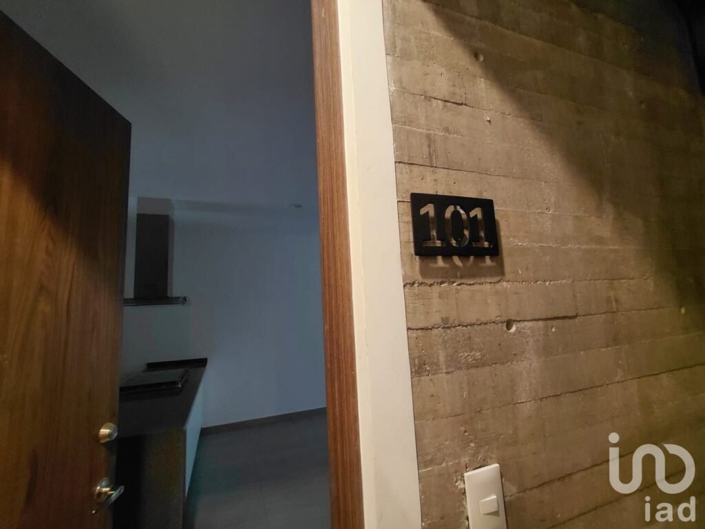 Venta de amplio departamento en la Escandón con patio interior