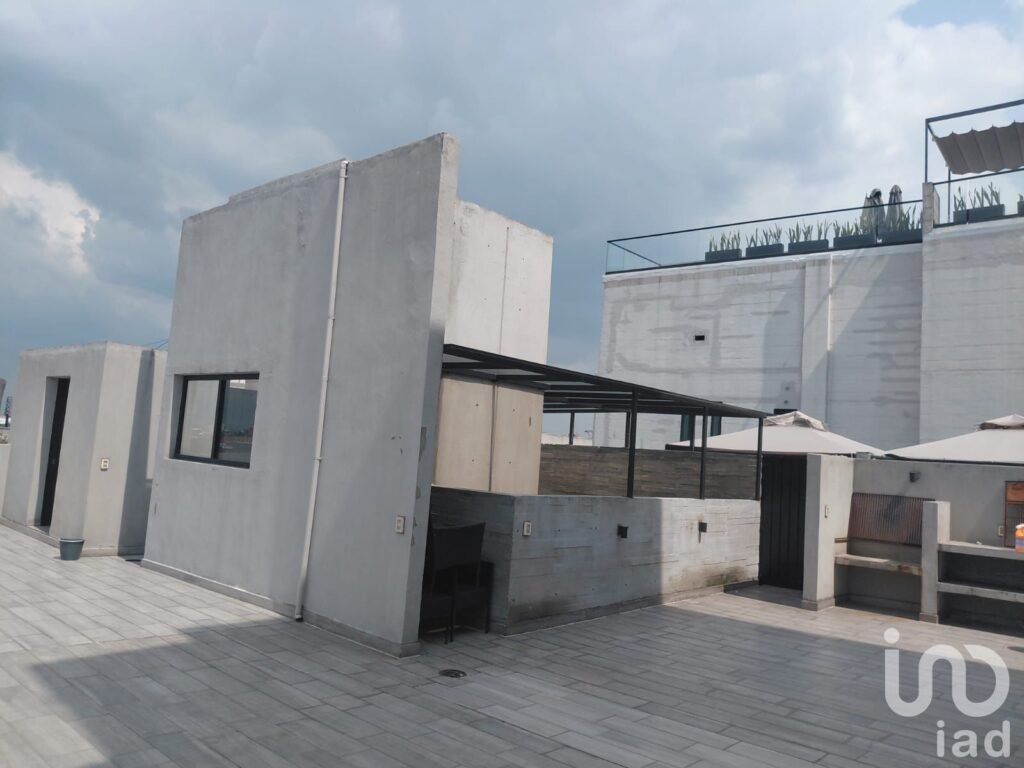Venta de amplio departamento en la Escandón con patio interior