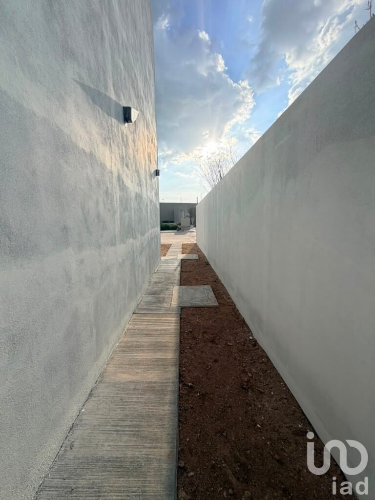 Casa Nueva en Venta en Residencial VALDELUZ, Ags.